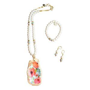 Oyster & pearl Floral Fantasy Jewelry Set